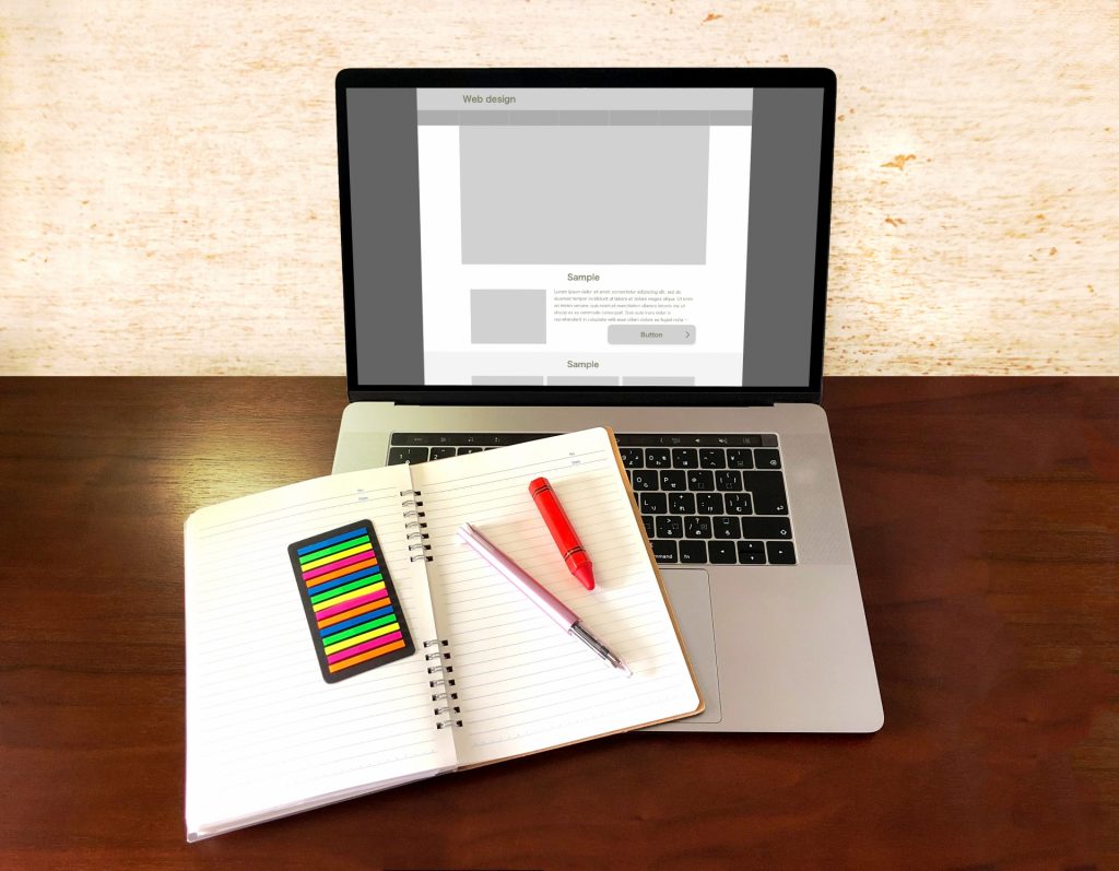 プログラミングはオンラインで学習しよう【参考書やスクールでの学習より便利です】