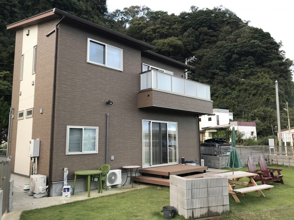 【レビュー】千葉内房にあるドッグラン付きの1棟貸切コテージ『おしなや ワンわんコテージ』